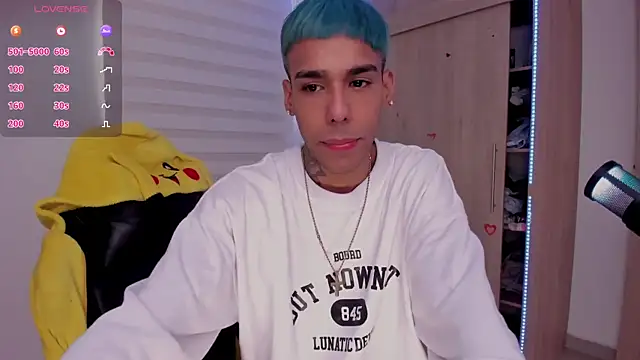 aldrinwhite online show from March 15, 2025, 7:27 pm