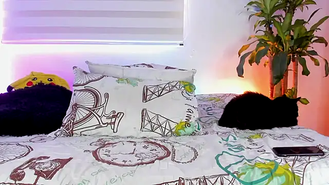 aldrinwhite online show from September 26, 2025, 2:10 pm