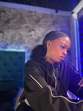 Snapshot of Melany_Williams chatting on November 20, 2025, 12:49 pm Melany Williams online show from November 20, 2025, 12:49 pm