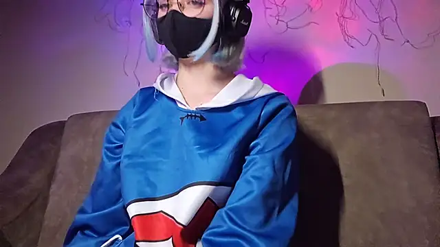 DanaWard online show from November 1, 2025, 10:23 pm