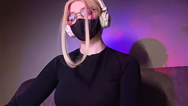 DanaWard online show from March 7, 2026, 9:34 pm