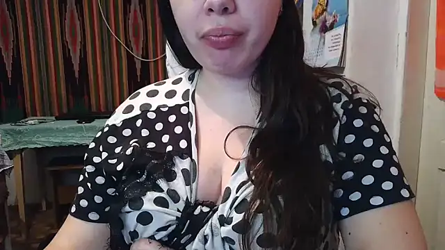 Snapshot of Cora_Maro chatting on March 17, 2025, 1:57 am Cora Maro online show from March 17, 2025, 1:57 am