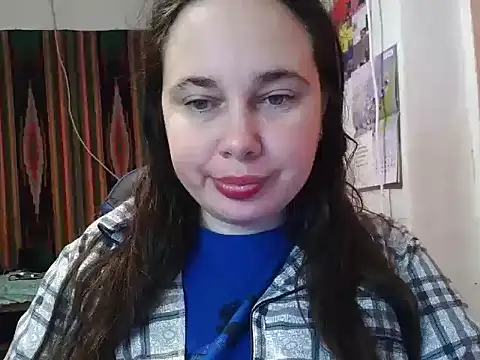 Snapshot of Cora_Maro chatting on October 11, 2025, 2:00 am Cora Maro online show from October 11, 2025, 2:00 am