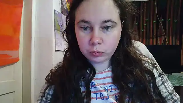 Snapshot of Cora_Maro chatting on November 1, 2025, 11:29 pm Cora Maro online show from November 1, 2025, 11:29 pm