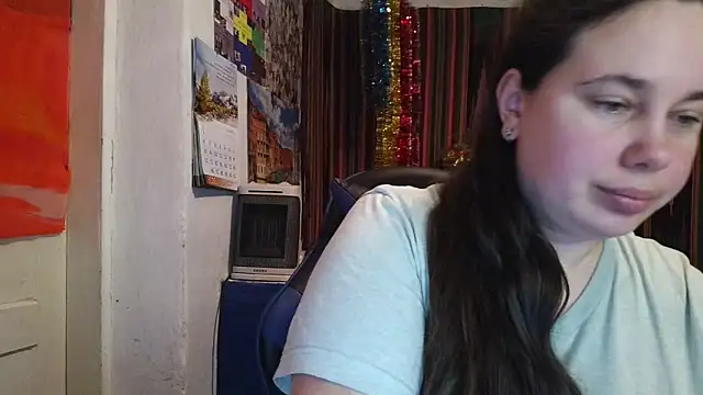 Cora Maro online show from February 9, 2026, 1:15 pm