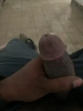 Snapshot of A-mira chatting on November 11, 2025, 10:04 am A-mira online show from November 11, 2025, 10:04 am