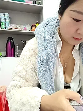 AHL756 online show from February 26, 2025, 5:53 am