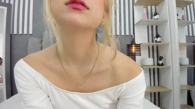 Snapshot of gabriela__gomez chatting on February 3, 2025, 12:57 pm gabriela gomez online show from February 3, 2025, 12:57 pm