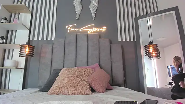 Snapshot of gabriela__gomez chatting on February 28, 2025, 11:25 am gabriela gomez online show from February 28, 2025, 11:25 am