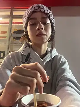 Snapshot of salome-brown chatting on February 21, 2026, 12:00 am salome-brown online show from February 21, 2026, 12:00 am