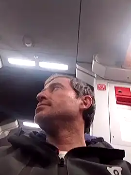 Snapshot of openlegsforyou chatting on November 18, 2025, 6:12 pm openlegsforyou online show from November 18, 2025, 6:12 pm