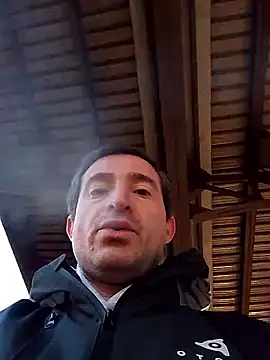 Snapshot of openlegsforyou chatting on November 28, 2025, 7:33 am openlegsforyou online show from November 28, 2025, 7:33 am