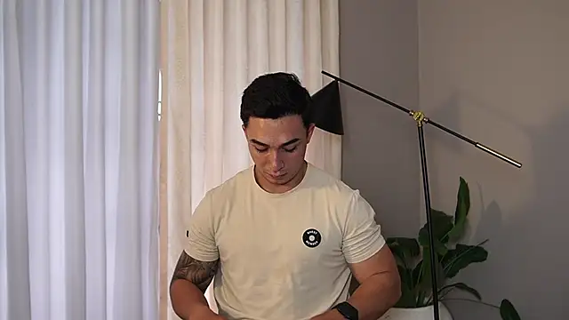 Ryan Hunt online show from October 18, 2025, 6:52 pm