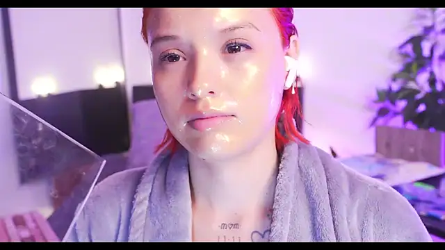 LorenRosse online show from January 19, 2025, 5:37 am