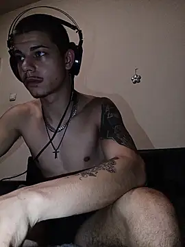 Snapshot of BigDickEnrg7195 chatting on November 21, 2025, 12:32 am BigDickEnrg7195 online show from November 21, 2025, 12:32 am