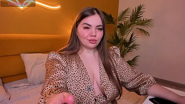 Snapshot of MonikaCharming chatting on February 5, 2025, 1:15 am MonikaCharming online show from February 5, 2025, 1:15 am