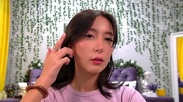 NicoleLimp online show from December 12, 2024, 10:13 am