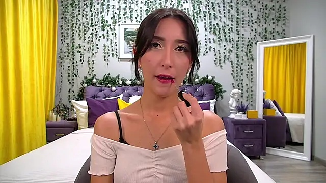 NicoleLimp online show from December 19, 2024, 4:13 pm