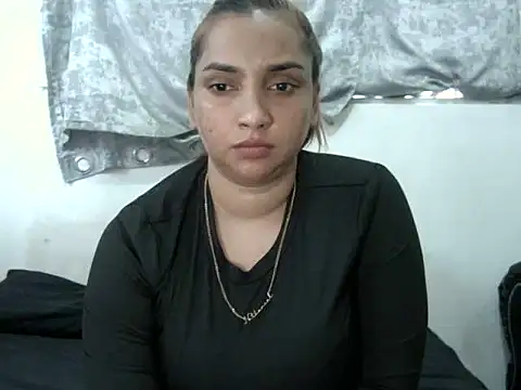 Snapshot of GORGEOUSLIPS chatting on February 16, 2026, 5:58 am GORGEOUSLIPS online show from February 16, 2026, 5:58 am