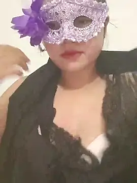 Snapshot of girldam95 chatting on March 4, 2026, 2:34 pm girldam95 online show from March 4, 2026, 2:34 pm