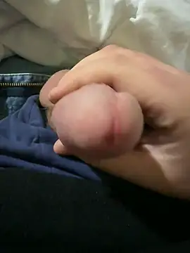 reelciii21 online show from February 24, 2025, 9:31 pm