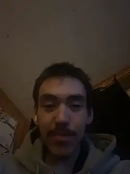 Snapshot of johnnyyyahh chatting on December 28, 2024, 4:30 pm johnnyyyahh online show from December 28, 2024, 4:30 pm
