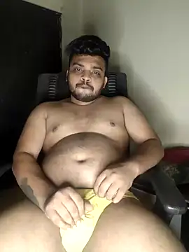 Snapshot of Mr_Handsome_hunk chatting on December 29, 2024, 10:14 pm Mr Handsome hunk online show from December 29, 2024, 10:14 pm