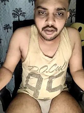 Snapshot of Mr_Handsome_hunk chatting on November 2, 2025, 6:43 pm Mr Handsome hunk online show from November 2, 2025, 6:43 pm
