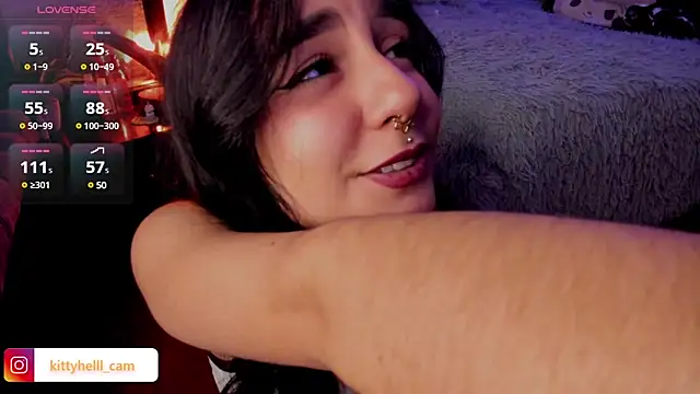 Alice woodville online show from March 5, 2025, 2:45 pm