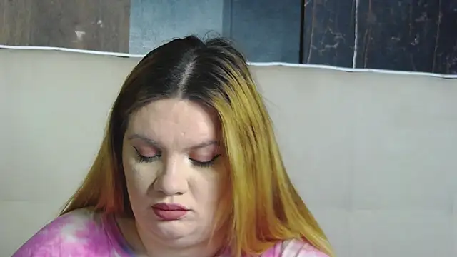 MelanieBrownn online show from January 8, 2026, 7:10 am