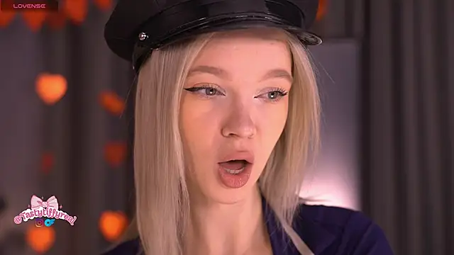 Snapshot of _AlinaBailey chatting on February 21, 2026, 8:15 am AlinaBailey online show from February 21, 2026, 8:15 am