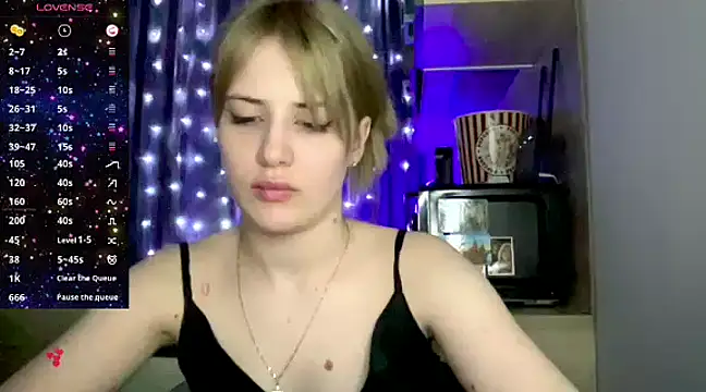 PureAlisMiracle online show from December 8, 2024, 7:11 pm