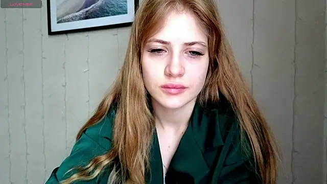 PureAlisMiracle online show from January 24, 2025, 9:06 am