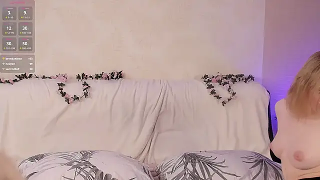 Naughty  Couplles online show from February 23, 2025, 6:17 am