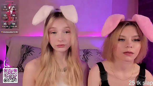 Naughty  Couplles online show from March 17, 2025, 3:03 am