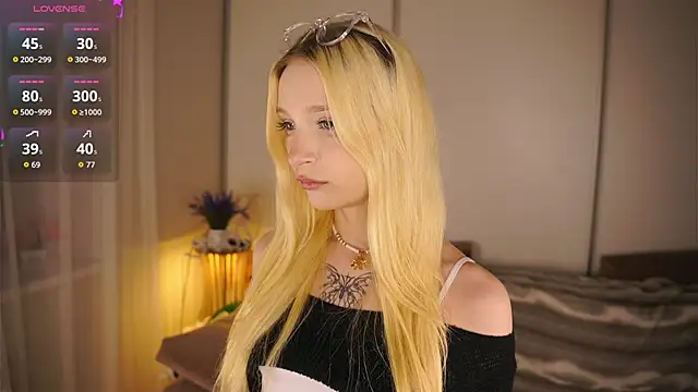 Naughty  Couplles online show from February 11, 2026, 4:12 pm