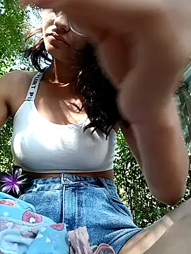 Snapshot of Ary-18 chatting on January 18, 2025, 2:23 pm Ary-18 online show from January 18, 2025, 2:23 pm