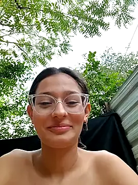 Snapshot of Ary-18 chatting on February 7, 2025, 2:26 pm Ary-18 online show from February 7, 2025, 2:26 pm