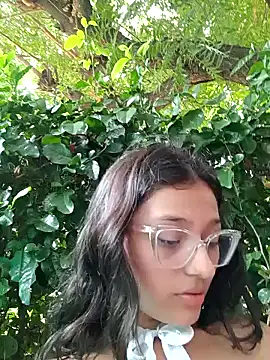 Snapshot of Ary-18 chatting on February 8, 2025, 9:57 pm Ary-18 online show from February 8, 2025, 9:57 pm