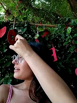 Snapshot of Ary-18 chatting on February 18, 2025, 5:21 pm Ary-18 online show from February 18, 2025, 5:21 pm