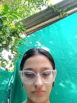 Snapshot of Ary-18 chatting on March 1, 2025, 1:51 pm Ary-18 online show from March 1, 2025, 1:51 pm