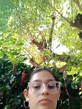 Snapshot of Ary-18 chatting on March 10, 2025, 7:18 pm Ary-18 online show from March 10, 2025, 7:18 pm