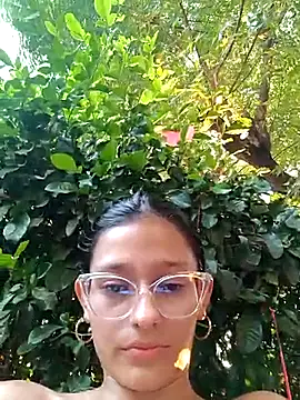 Snapshot of Ary-18 chatting on March 10, 2025, 10:24 pm Ary-18 online show from March 10, 2025, 10:24 pm