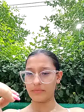 Snapshot of Ary-18 chatting on March 11, 2025, 7:47 pm Ary-18 online show from March 11, 2025, 7:47 pm