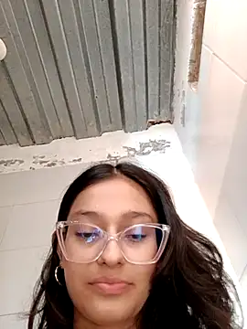 Snapshot of Ary-18 chatting on March 17, 2025, 1:50 pm Ary-18 online show from March 17, 2025, 1:50 pm