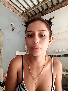 Snapshot of Ary-18 chatting on September 10, 2025, 1:55 pm Ary-18 online show from September 10, 2025, 1:55 pm