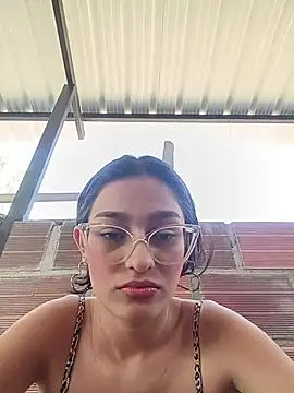 Snapshot of Ary-18 chatting on September 26, 2025, 1:59 pm Ary-18 online show from September 26, 2025, 1:59 pm