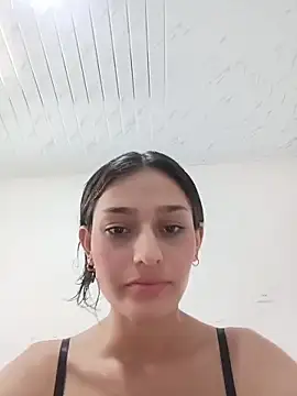 Snapshot of Ary-18 chatting on October 1, 2025, 7:42 pm Ary-18 online show from October 1, 2025, 7:42 pm