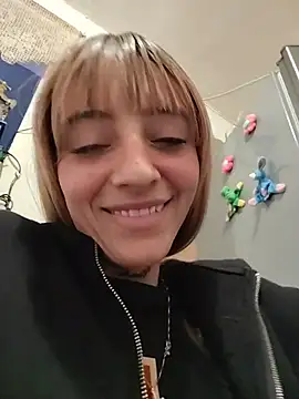 Snapshot of Dani_pegin chatting on December 17, 2025, 1:11 am Dani pegin online show from December 17, 2025, 1:11 am