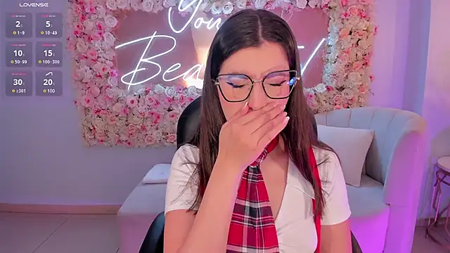 Snapshot of AmberFarrell chatting on January 18, 2025, 8:09 pm AmberFarrell online show from January 18, 2025, 8:09 pm